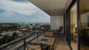 Luxury Contemporary Style Apartment on The Anchorage, Siesta Key Apartment 1001